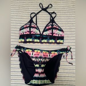 Athleta Tie Dyed swimsuit M bikini top and L bikini bottoms